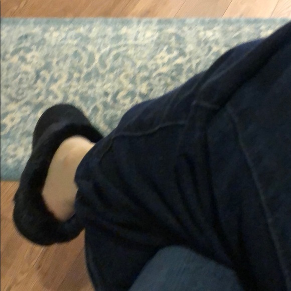 Meet your Posher, Janet - Picture 1 of 1